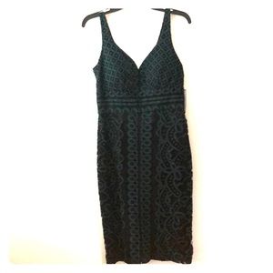 BISOU BISOU Green and black lace dress